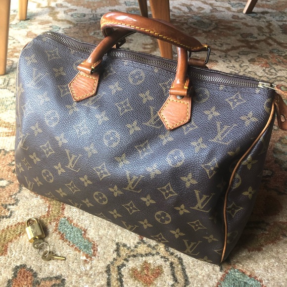 Louis Vuitton Handbags - Louis Vuitton Vintage Speedy 30